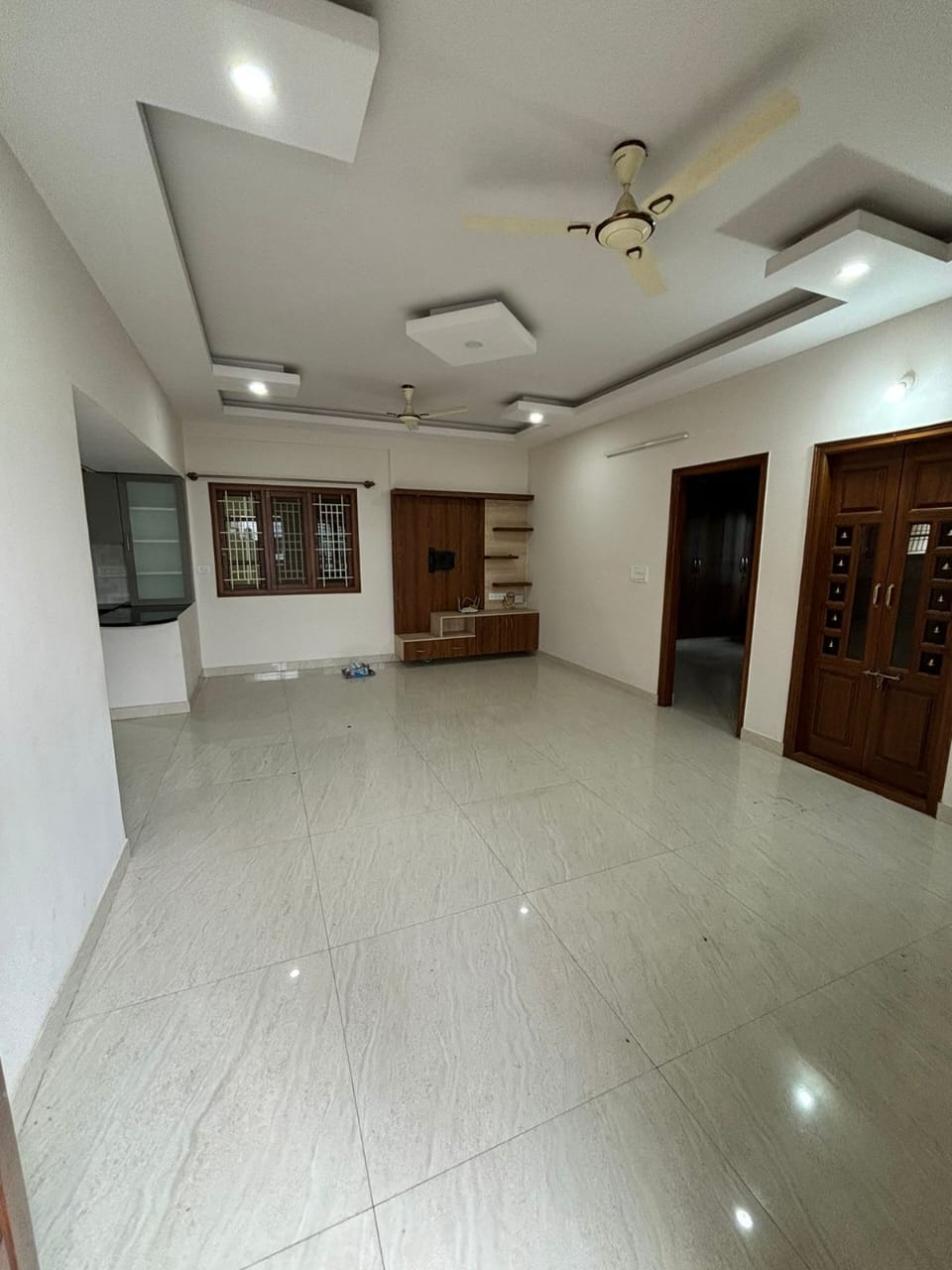 3 BHK Builder Floor for Lease Only at FC172 - 18 Lakhs in Thandalam