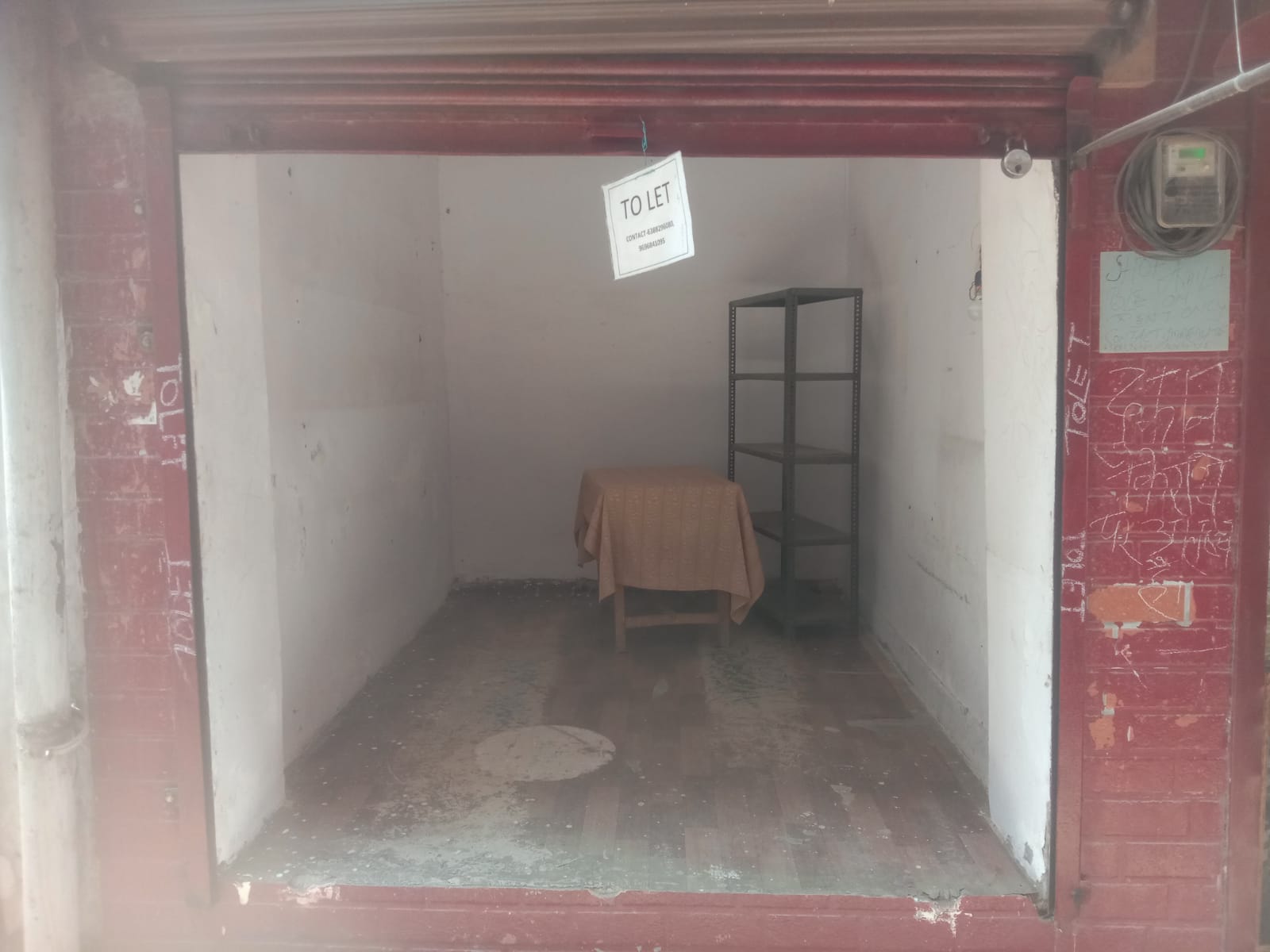 99 sqft Shop for Rent Only in Daliganj
