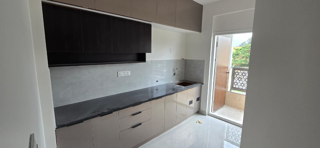 2 BHK Builder Floor for Lease Only at FC11 - 12 Lakhs in Lakshmipuram