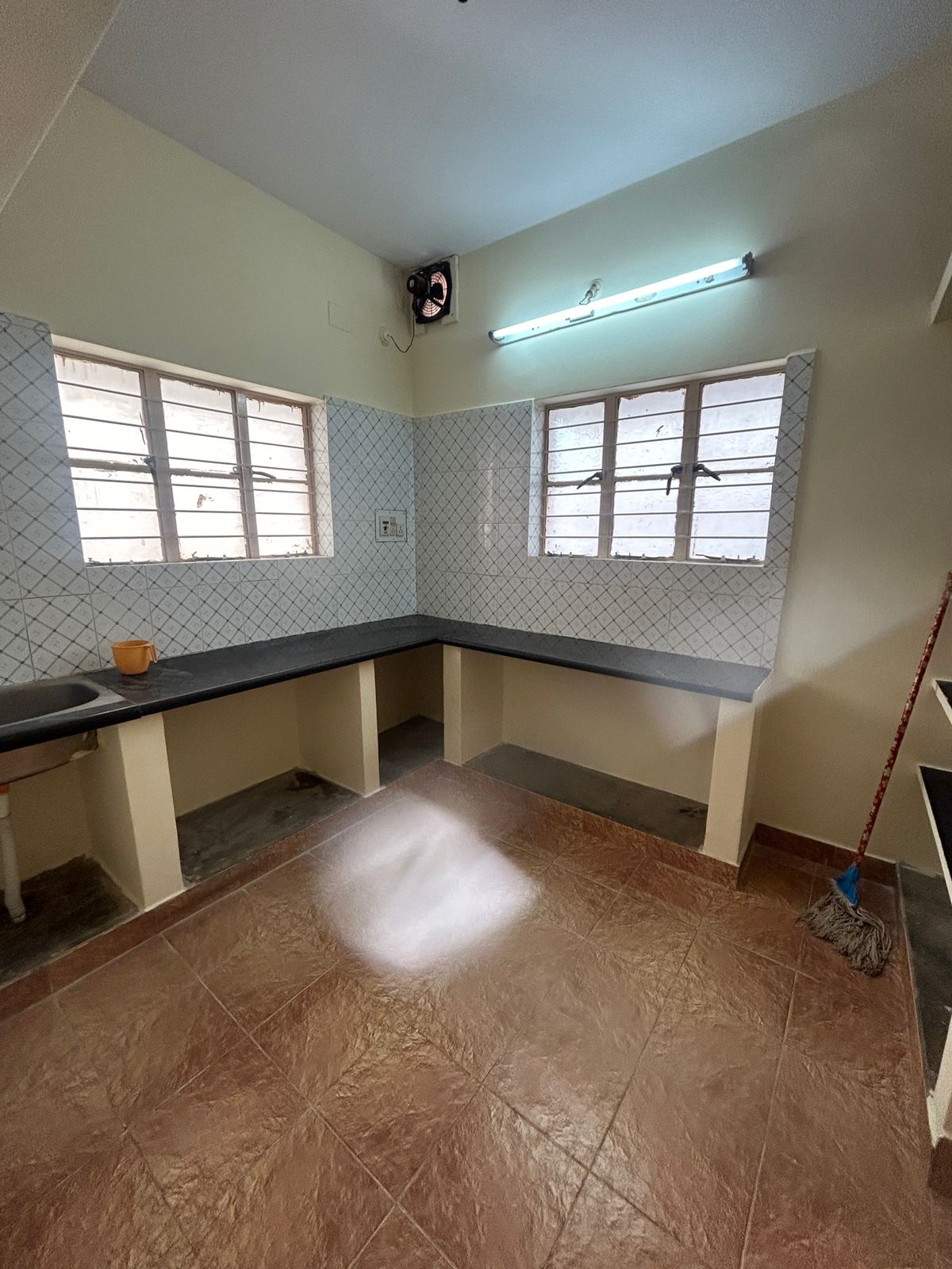 3 BHK Builder Floor for Lease Only at FC18 - 16 Lakhs in Thousand Lights