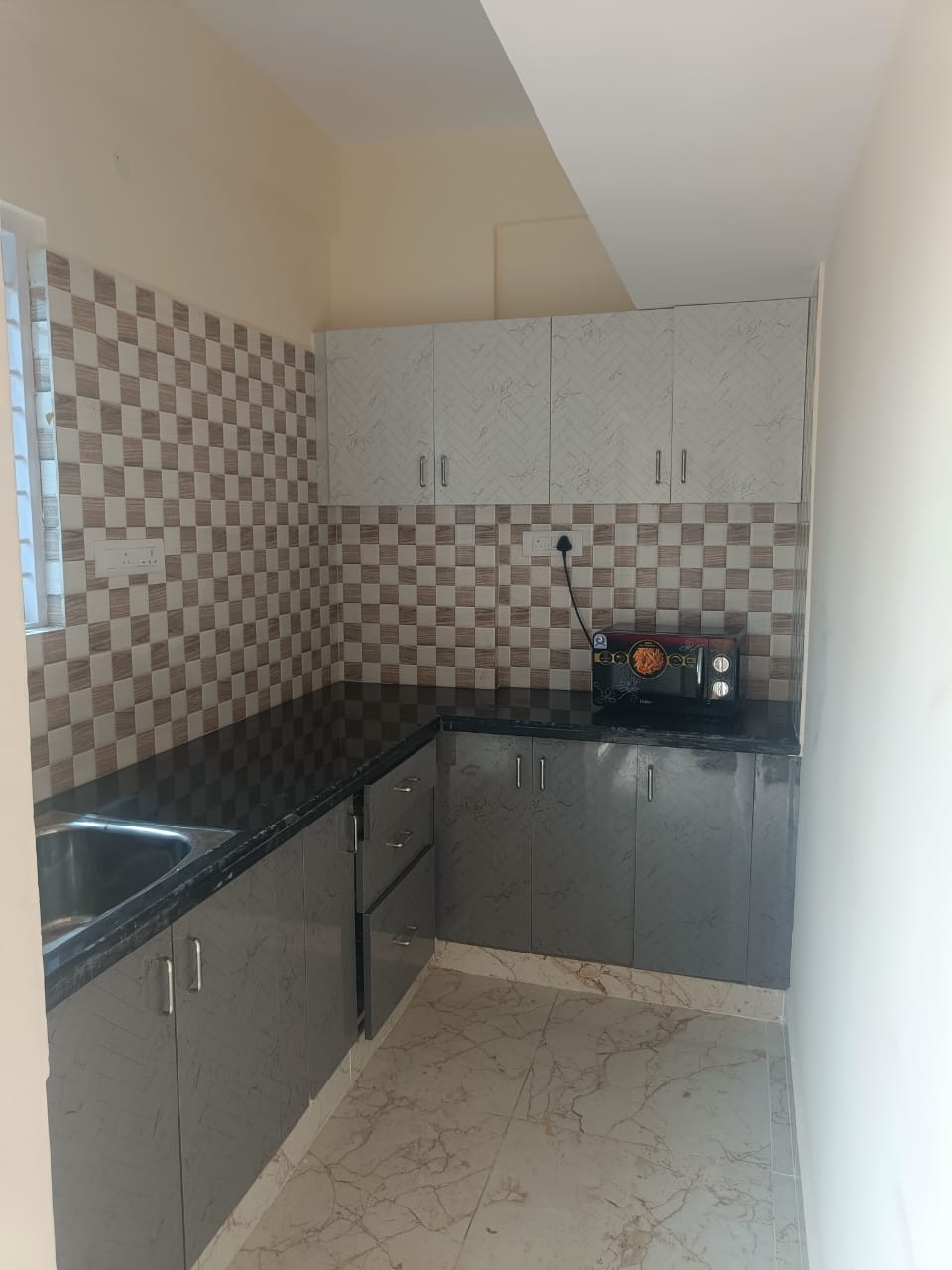 1 BHK Residential Apartment for Lease Only at J344 - 6 Lakhs in Thirumalashettyhally