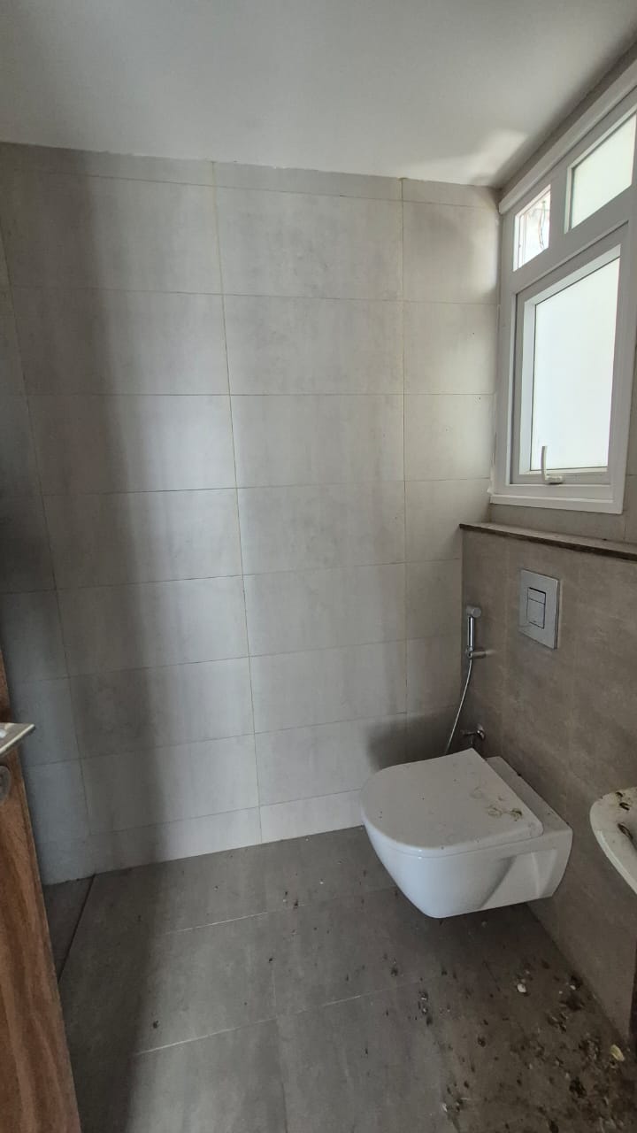 3 BHK Residential Apartment for Lease Only in Koyambedu