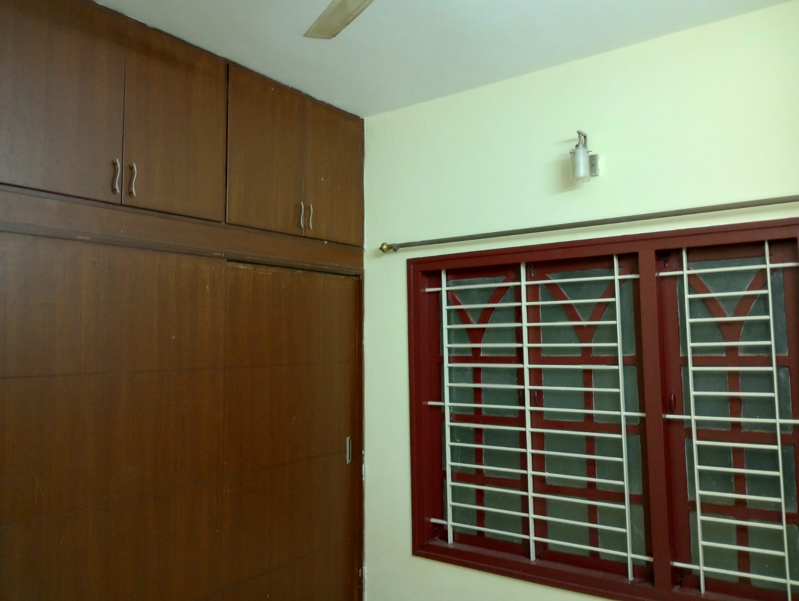 3 BHK Independent House for Lease Only at J582-18Lakhs in Azad Nagar