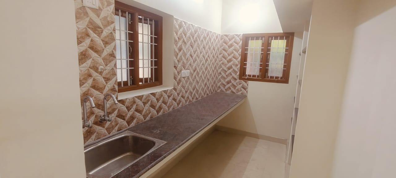 2 BHK Residential Apartment for Lease Only in Vadapalani