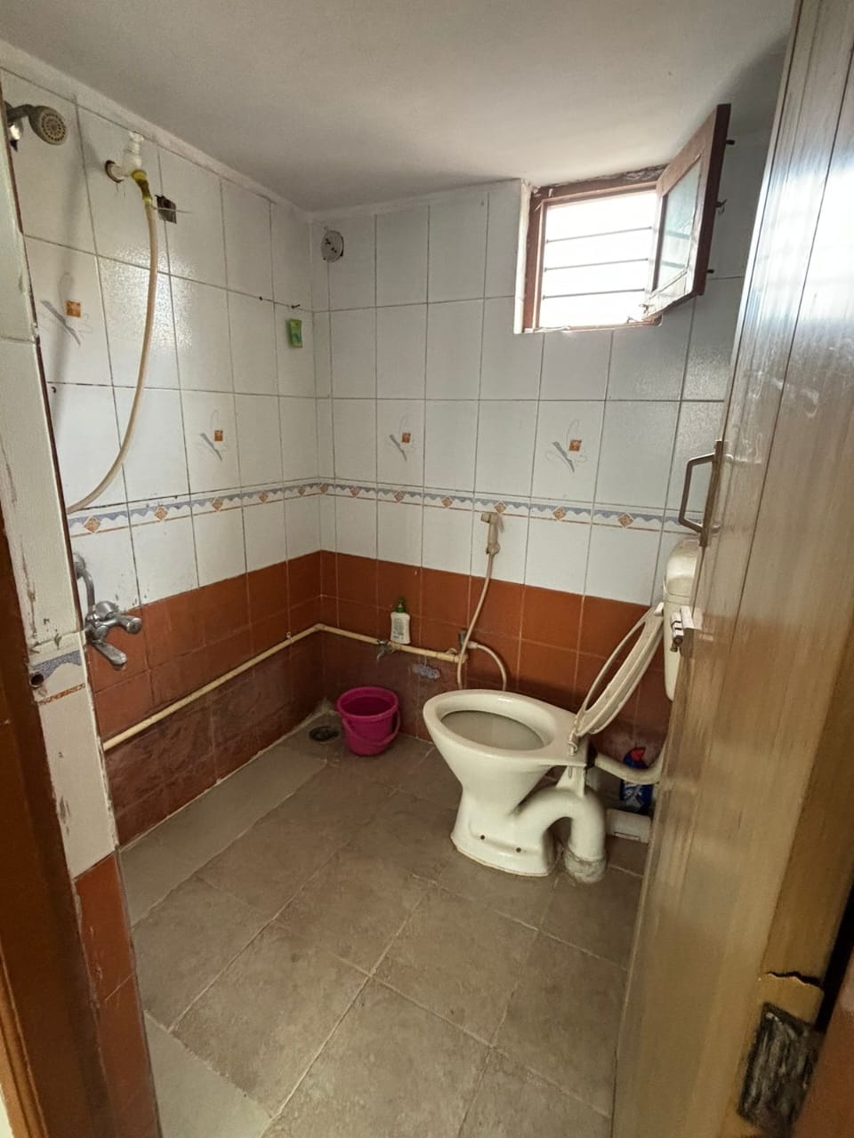 2 BHK Independent House for Lease Only at F138 - 10 Lakhs in Rajeev Nagar
