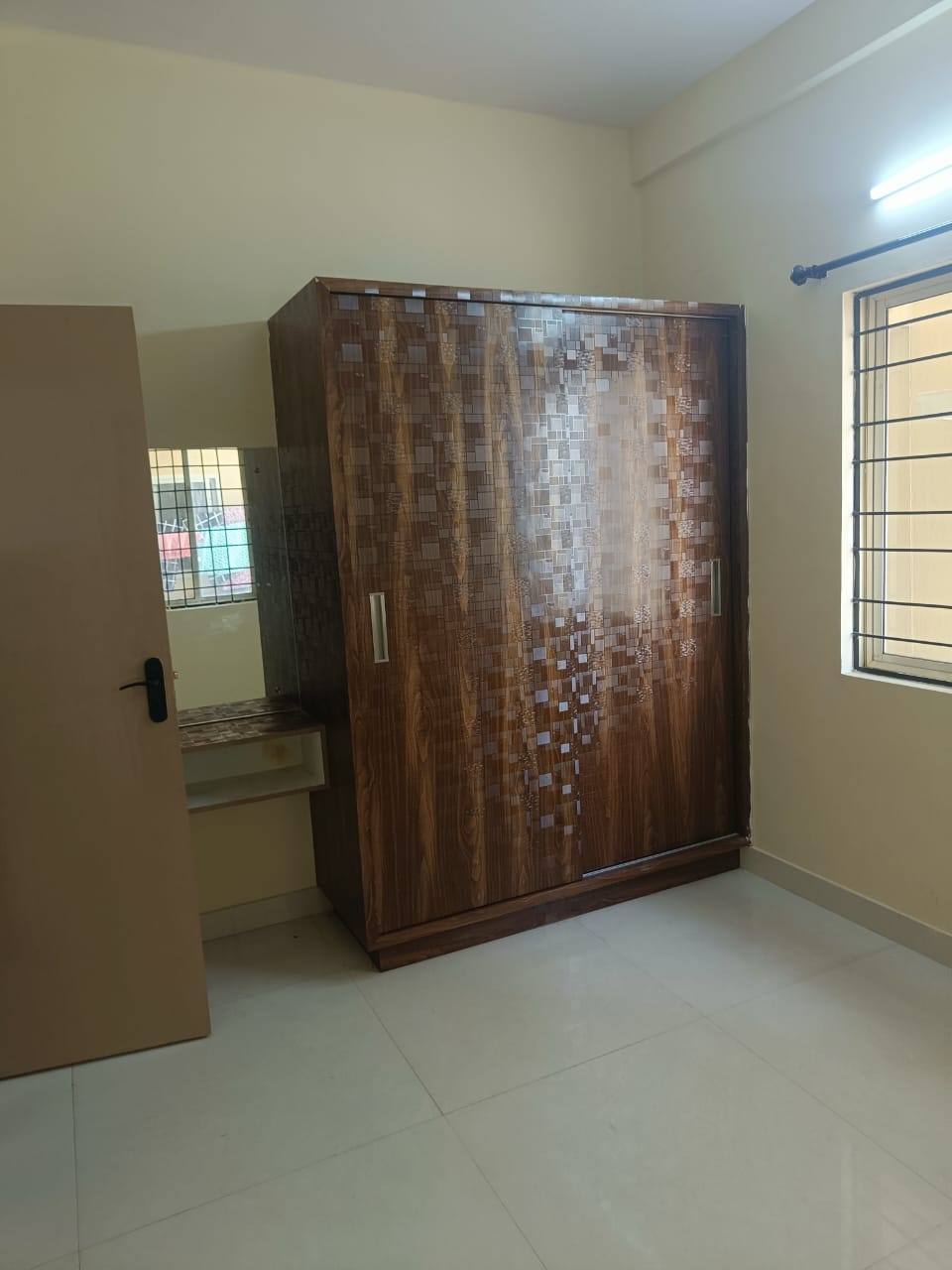 1 BHK Residential Apartment for Lease Only at JAML2 - 4042 in Choodasandra