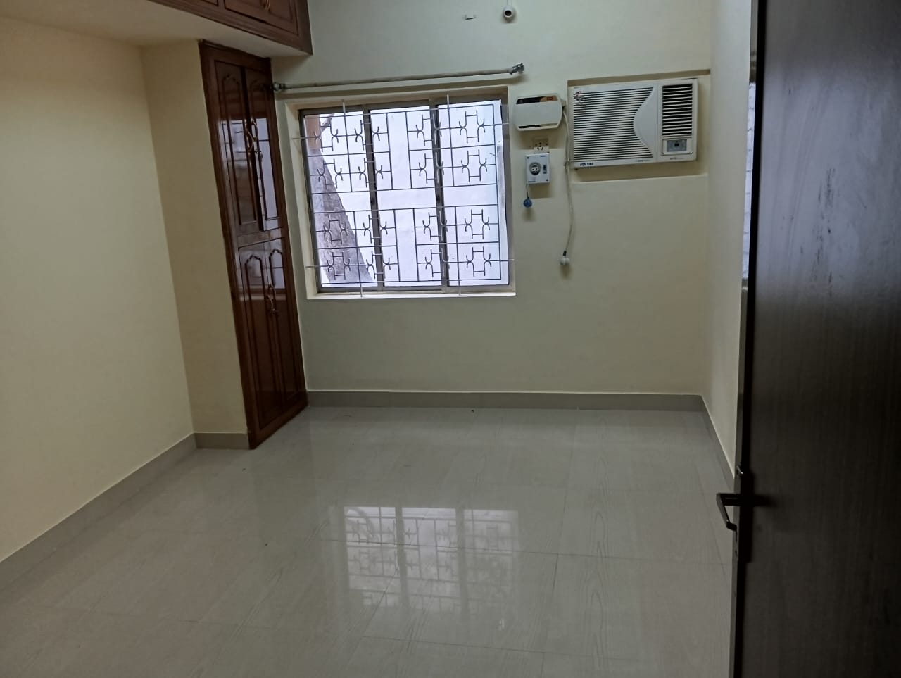 2 BHK Residential Apartment for Lease Only in Gopalapuram