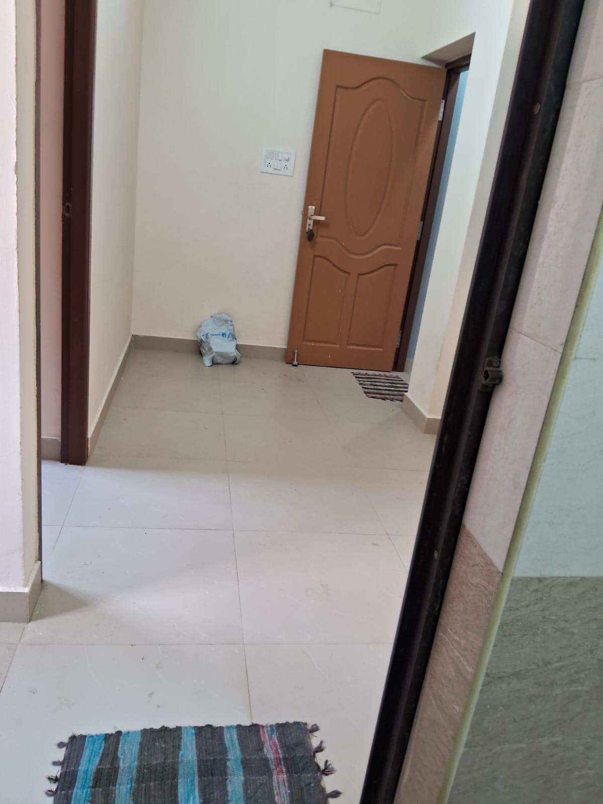 1 BHK Residential Apartment for Rent Only at Rupak Apartment in Salt Lake City