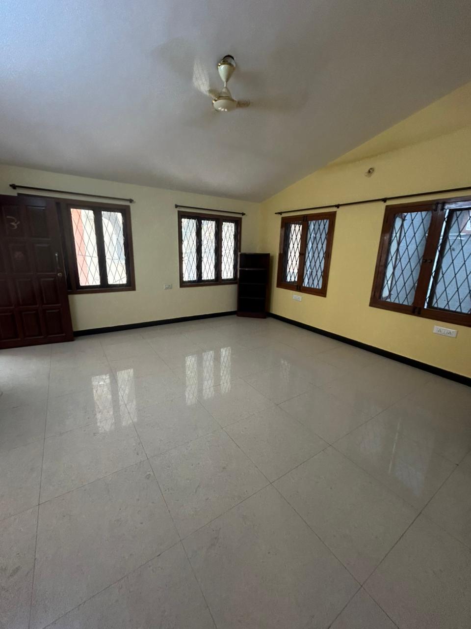 1 BHK Residential Apartment for Lease Only at with Covered Parking in R.A. Puram