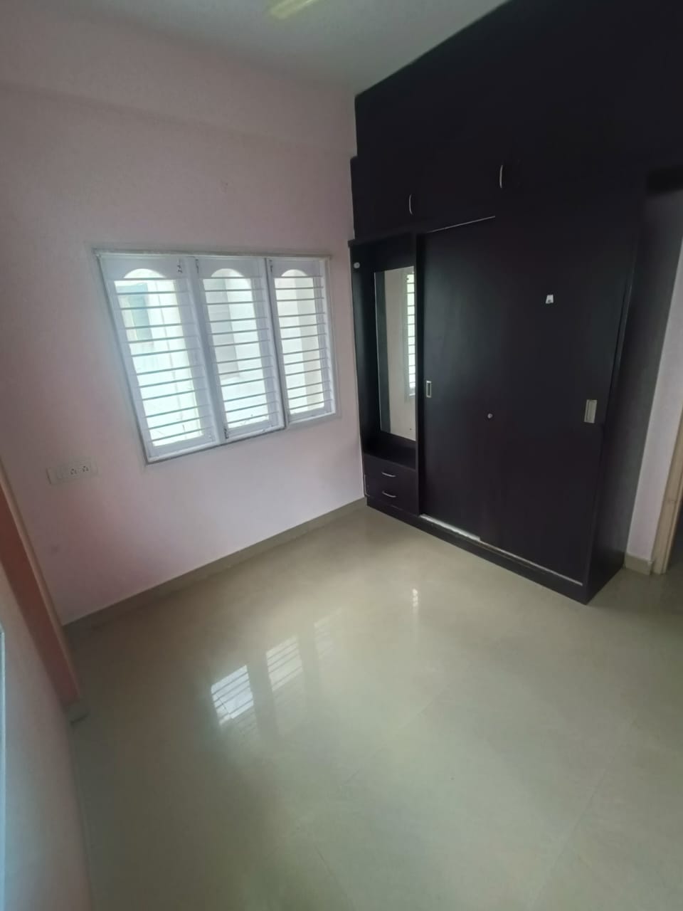 1 BHK Residential Apartment for Lease Only at JAML2 - 4173 in Kammanahalli