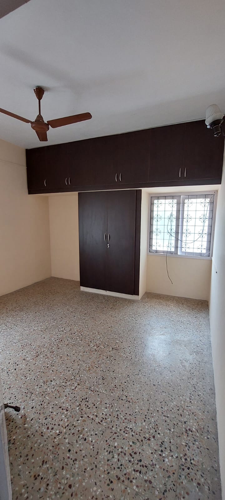 2 BHK Residential Apartment for Rent Only in Alwarpet