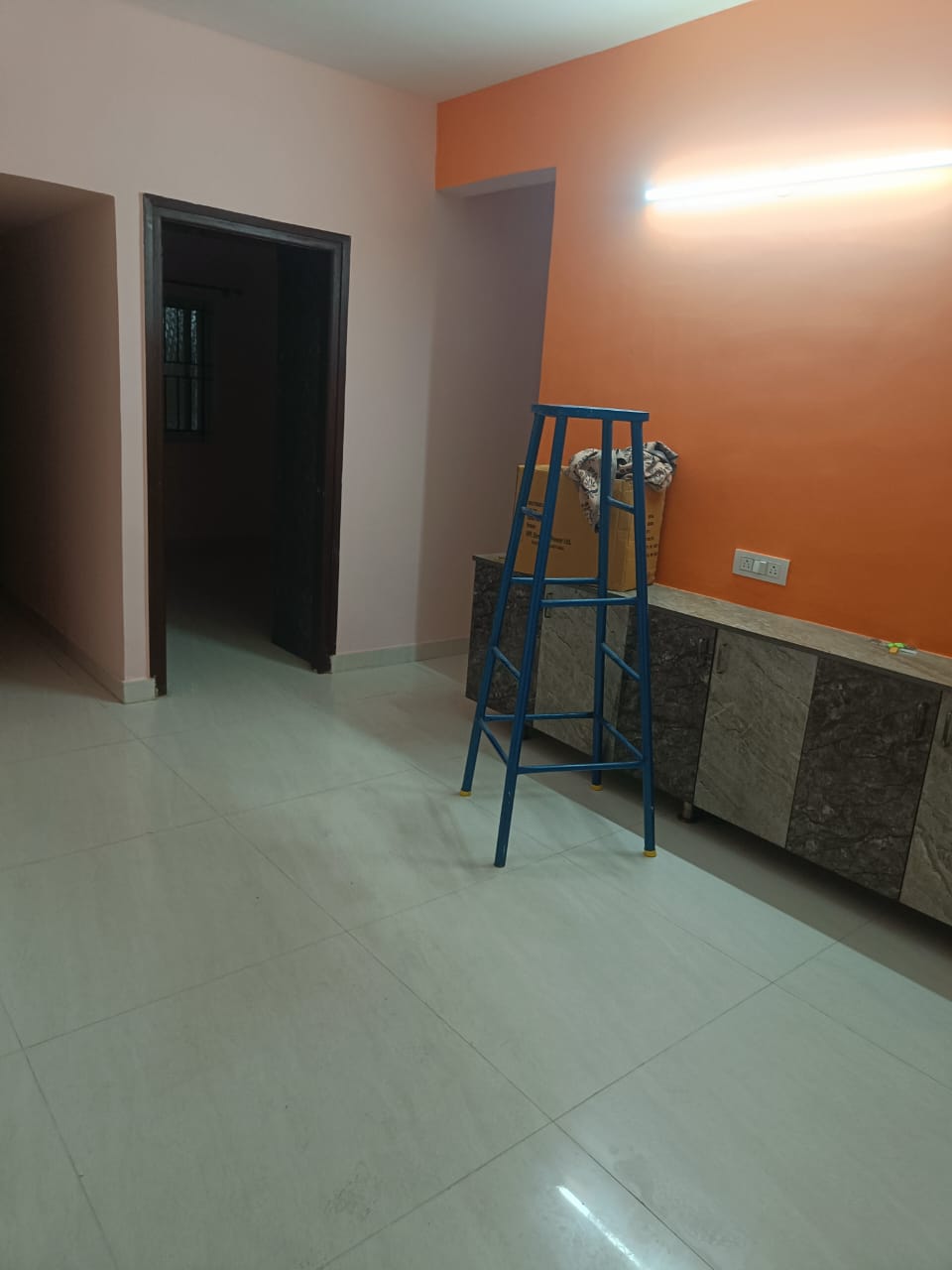 1 BHK Builder Floor for Lease Only at FC64 - 8 Lakhs in Ekkaduthangal