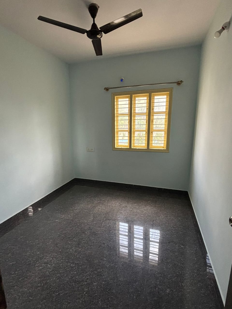 3 BHK Residential Apartment for Lease Only at JAML2 - 10584 - 20 Lakhs in Jolly Mohalla