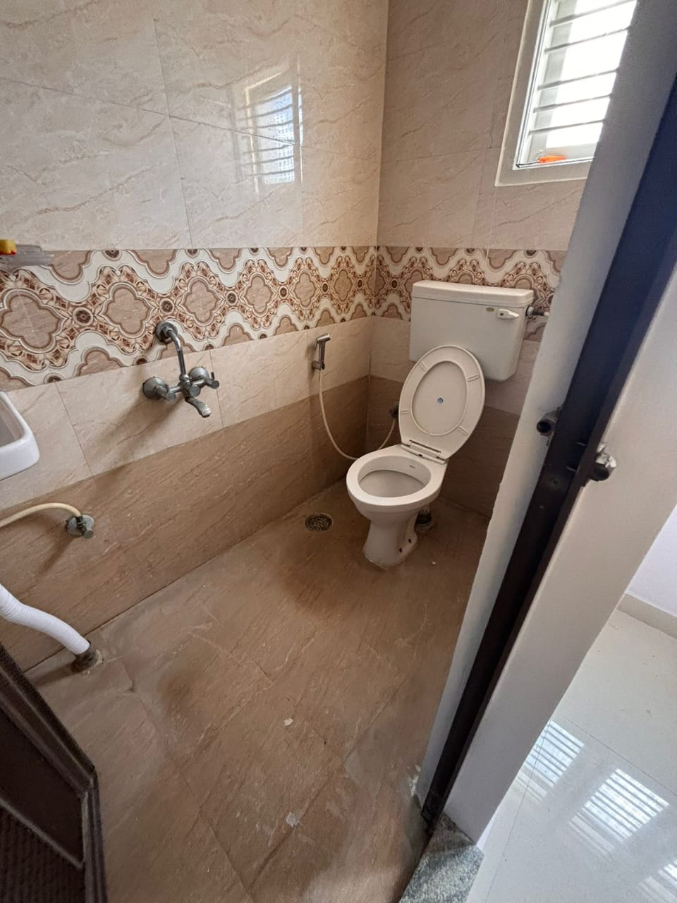 2 BHK Independent House for Lease Only at J414 - 12 Lakhs in Kakolu