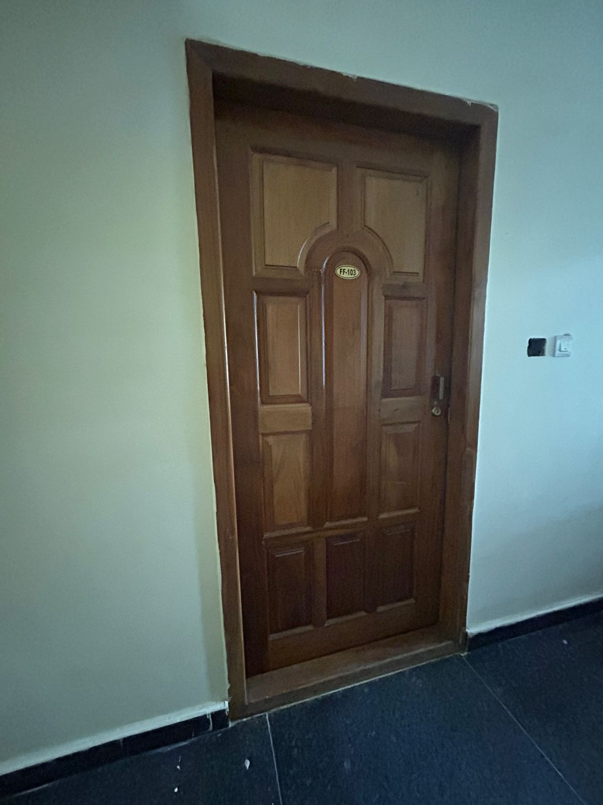 2 BHK Residential Apartment for Lease Only at 10L in Kasturi Nagar