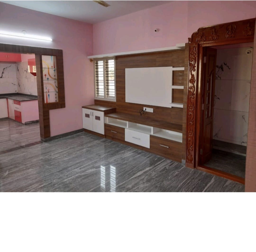 2 BHK Builder Floor for Lease Only at FC86 - 12 Lakhs in Triplicane