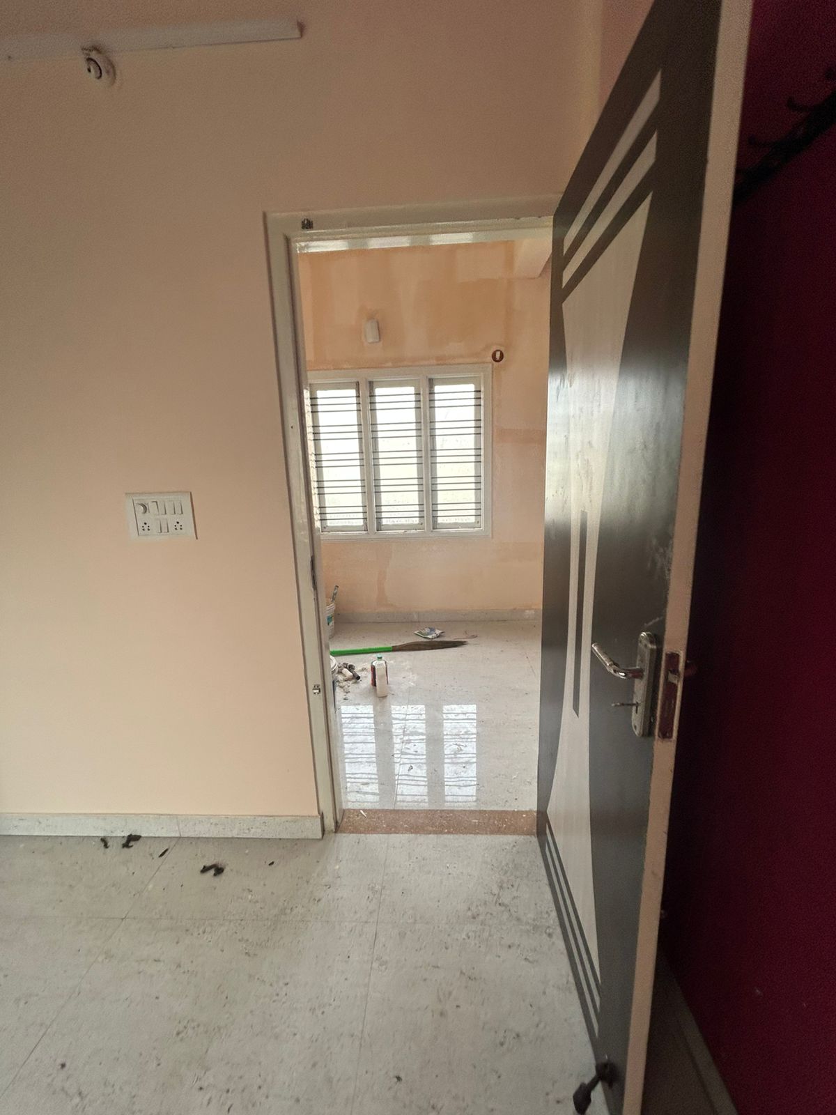 2 BHK Residential Apartment for Lease Only at 10L in Murugeshpalya