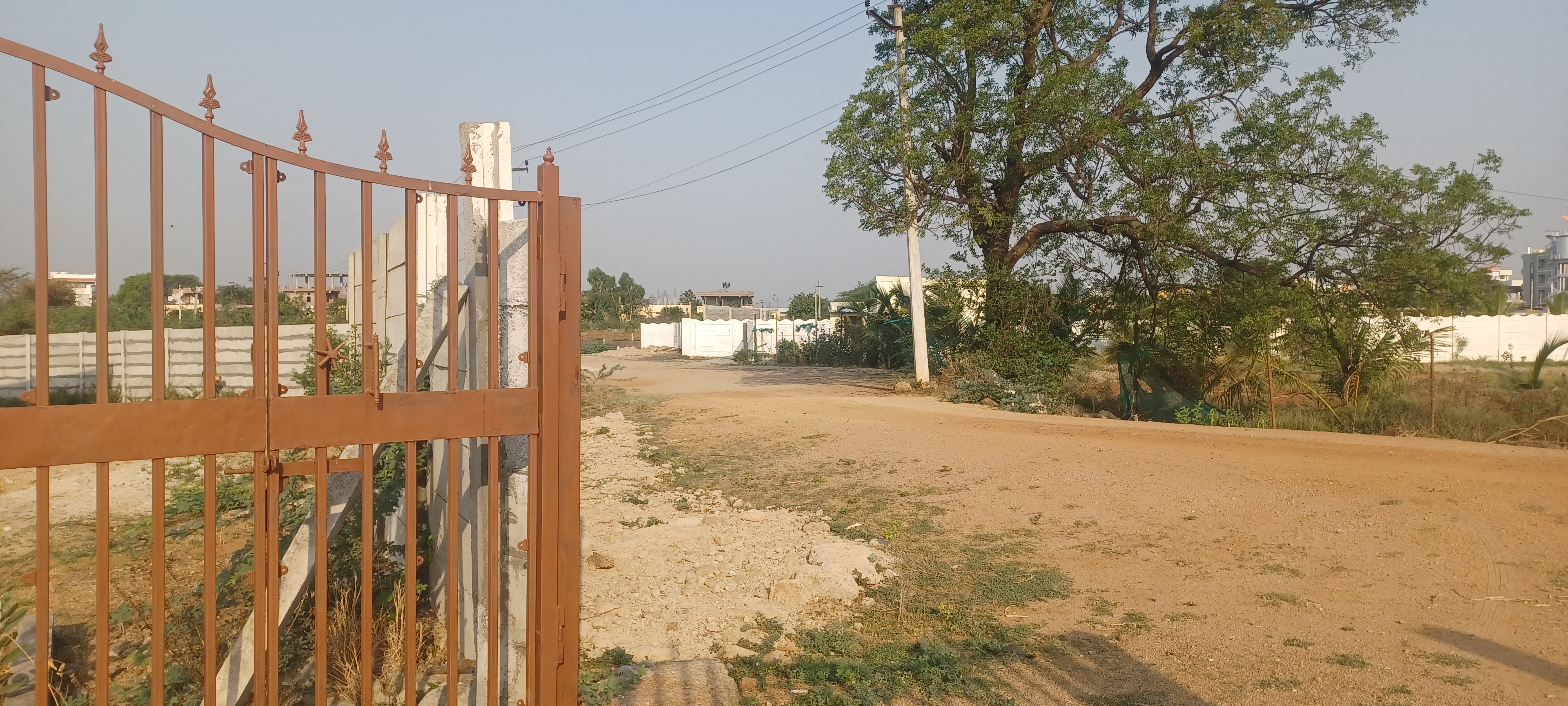 2000 sqft Commercial Warehouses/Godowns for Rent Only in Janwada