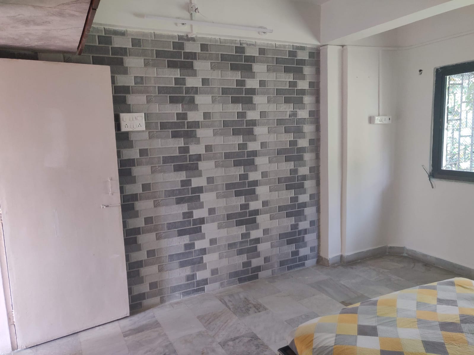 2 BHK Residential Apartment for Rent Only in Charkop