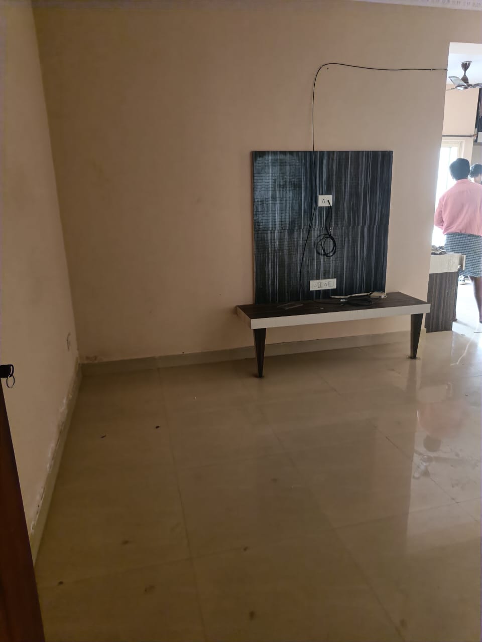 1 BHK Independent House for Lease Only at F230 - 4 Lakhs in Kaval Bairasandra