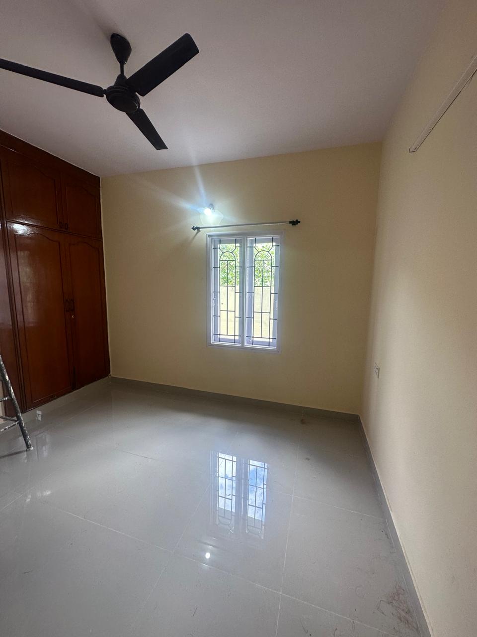 3 BHK Residential Apartment for Lease Only at 15L in MG Road