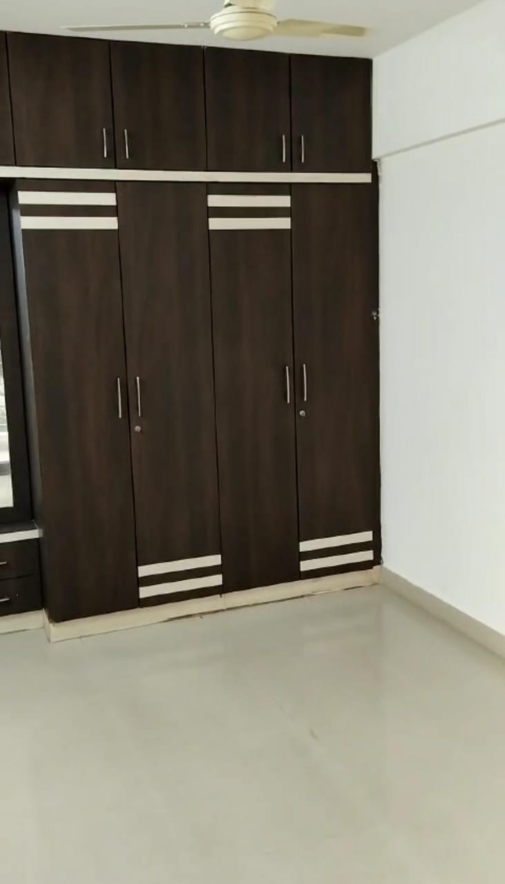 2 BHK Residential Apartment for Lease Only at JAML2 - 2136 in Frazer Town