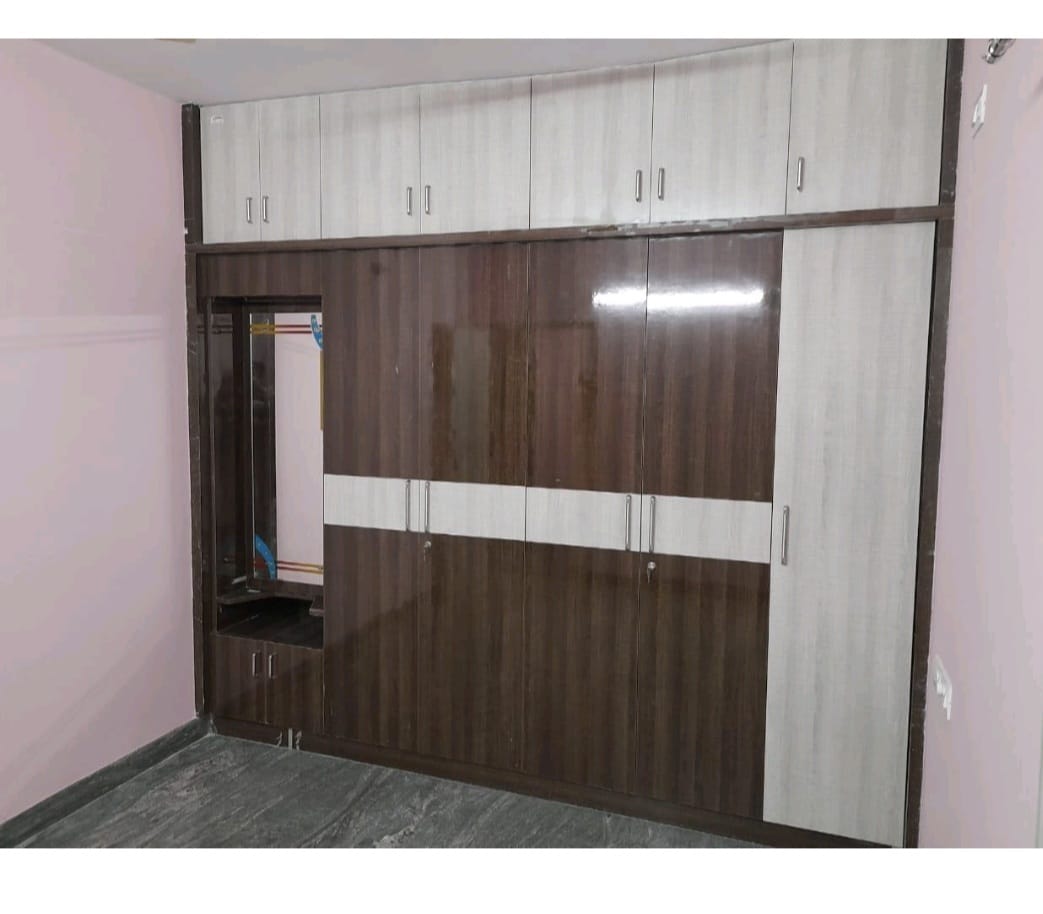 1 BHK Builder Floor for Lease Only at FC110 - 8 Lakhs in Kil Ayanambakkam