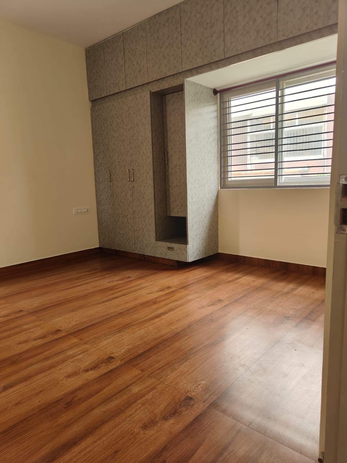 3 BHK Builder Floor for Lease Only at FC112 - 16 Lakhs in Kil Ayanambakkam