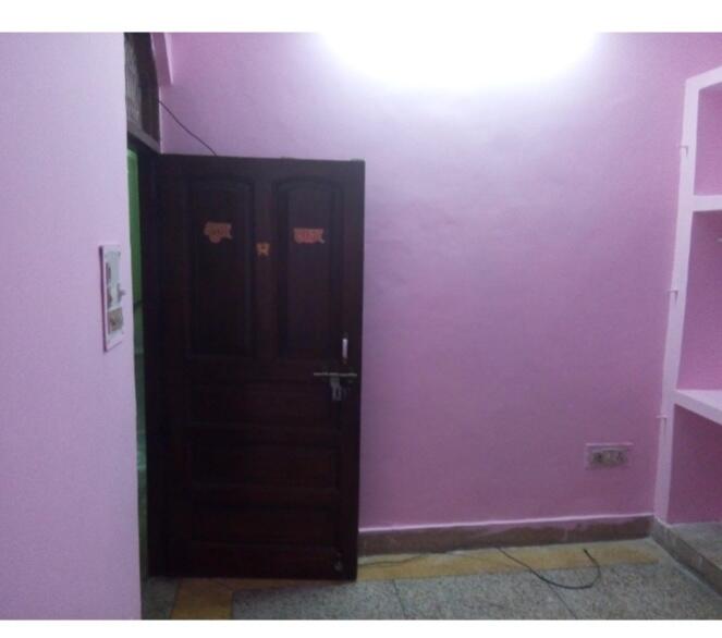 2 BHK Residential Apartment for Rent Only at Suruchi Apartment in Beleghata