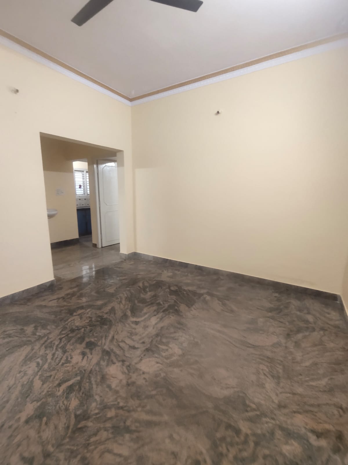 2 BHK Builder Floor for Lease Only in Vibhutipura