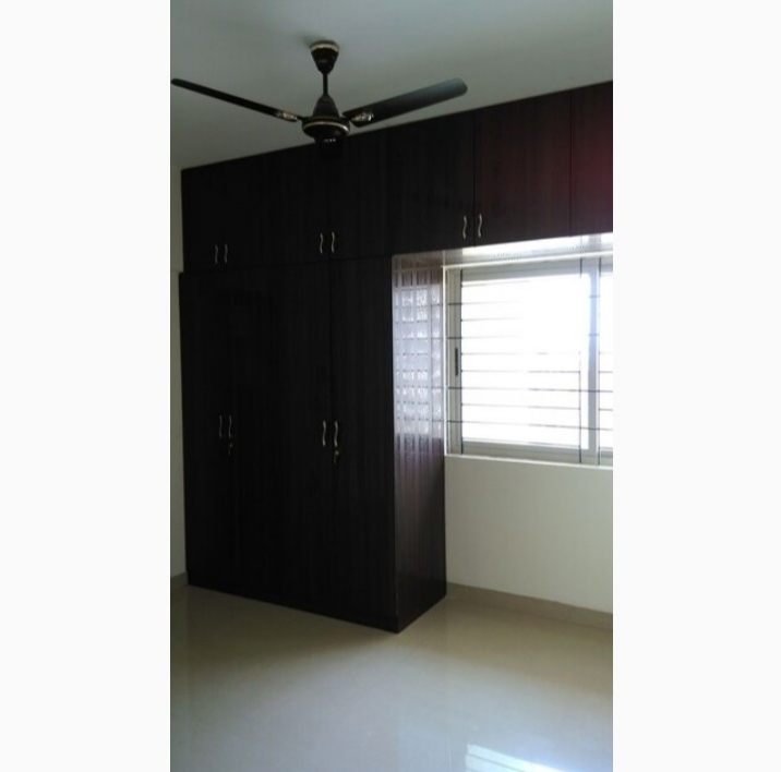 2 BHK Residential Apartment for Lease Only at with Covered Parking in Purasawalkam