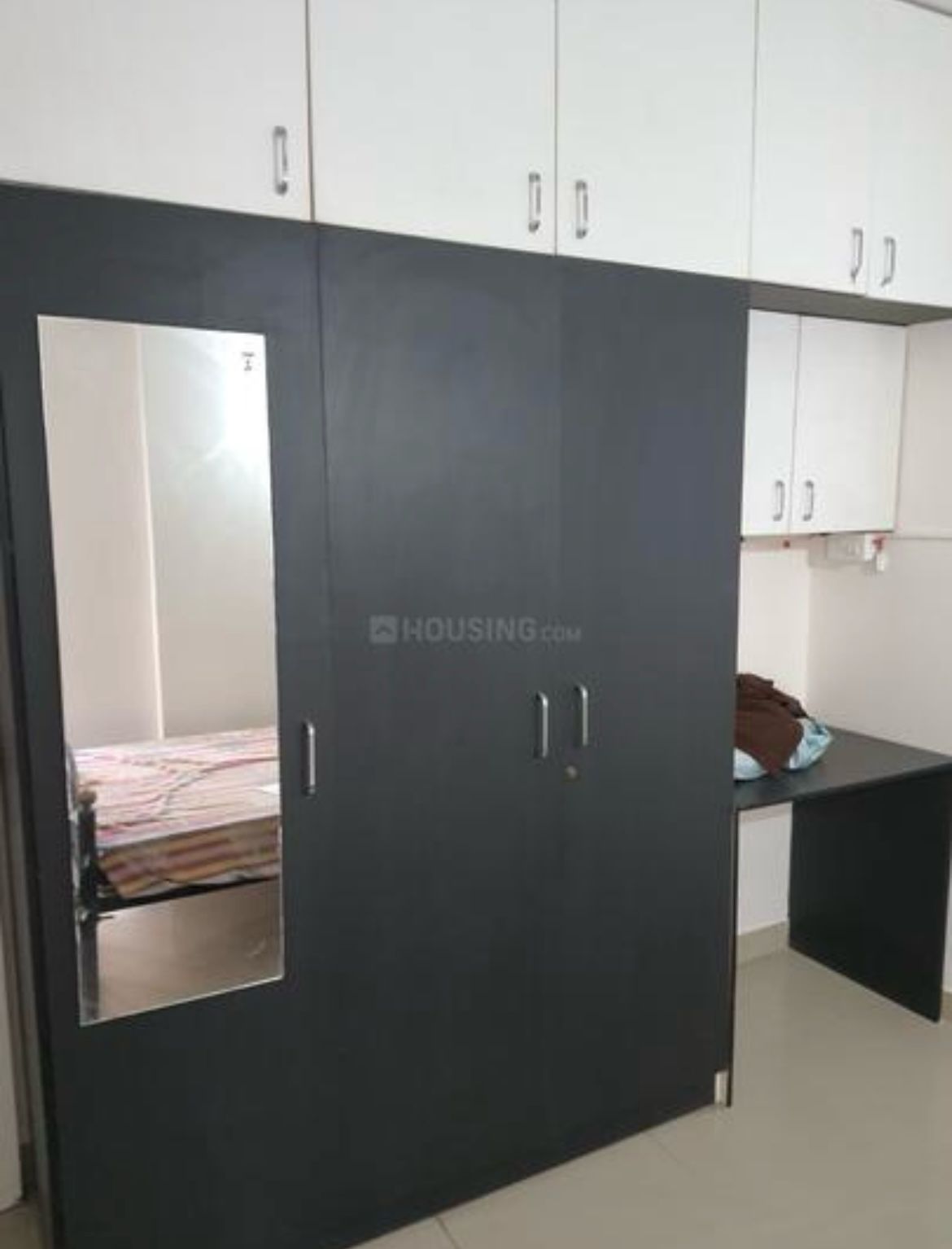 1 BHK Residential Apartment for Lease Only at with Covered Parking in T. Nagar
