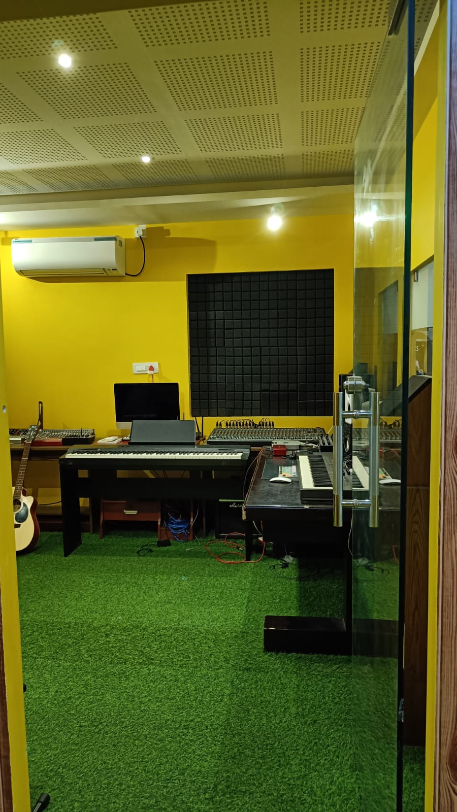 1450 sqft Commercial Others for Rent Only in Gachibowli