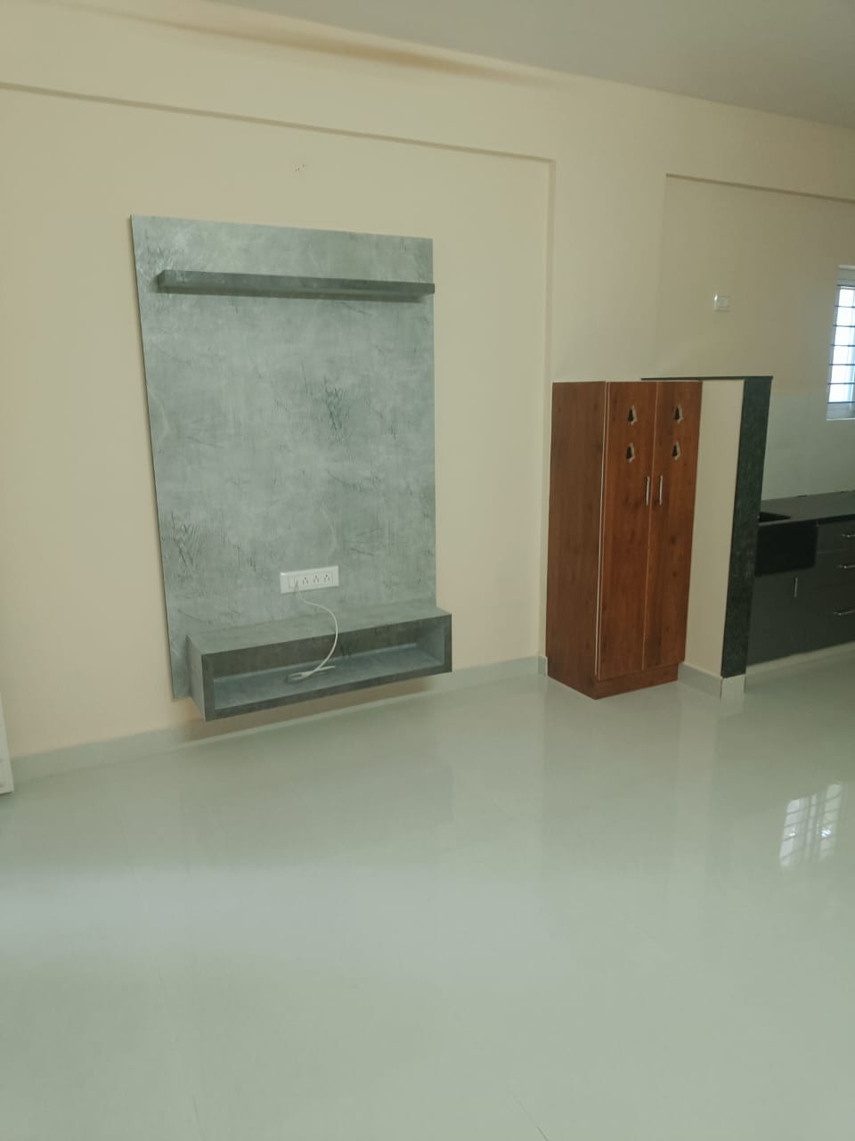 2 BHK Builder Floor for Lease Only at FC120 - 12 Lakhs in Madavaram Red Hills Road
