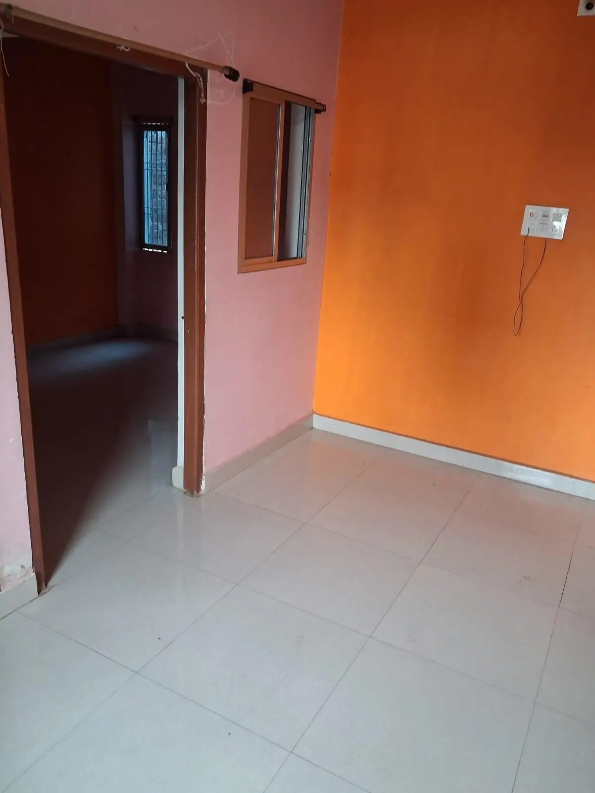 Apartments/Flats for Lease in Sinthee, Kolkata, Flat for Lease