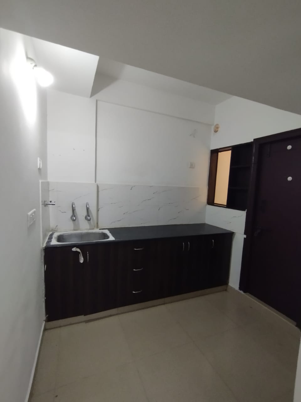 2 BHK Independent House for Lease Only at A39-8L in Tondiarpet