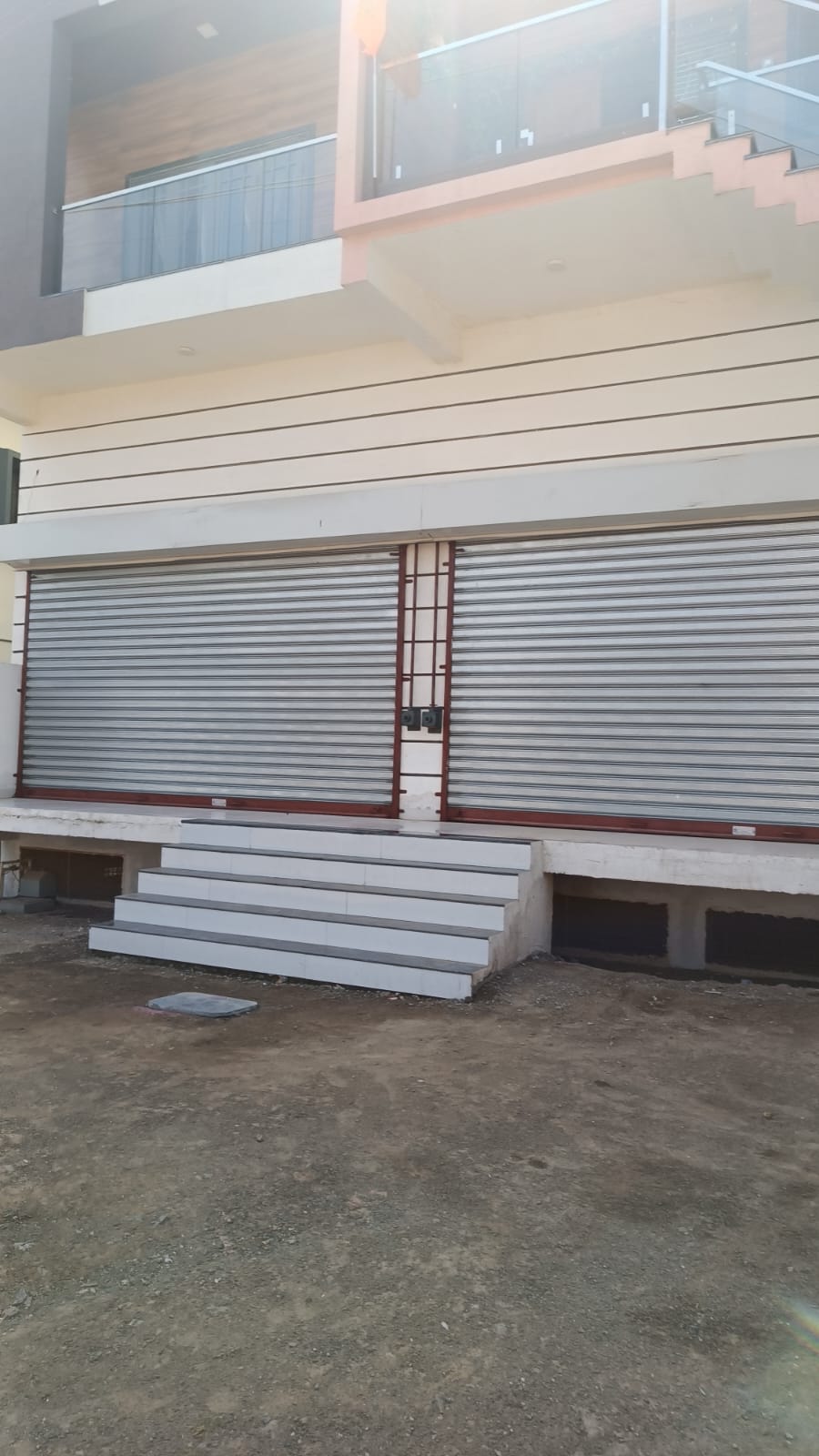 1250 sqft Shop for in Kasliwal Tarangan