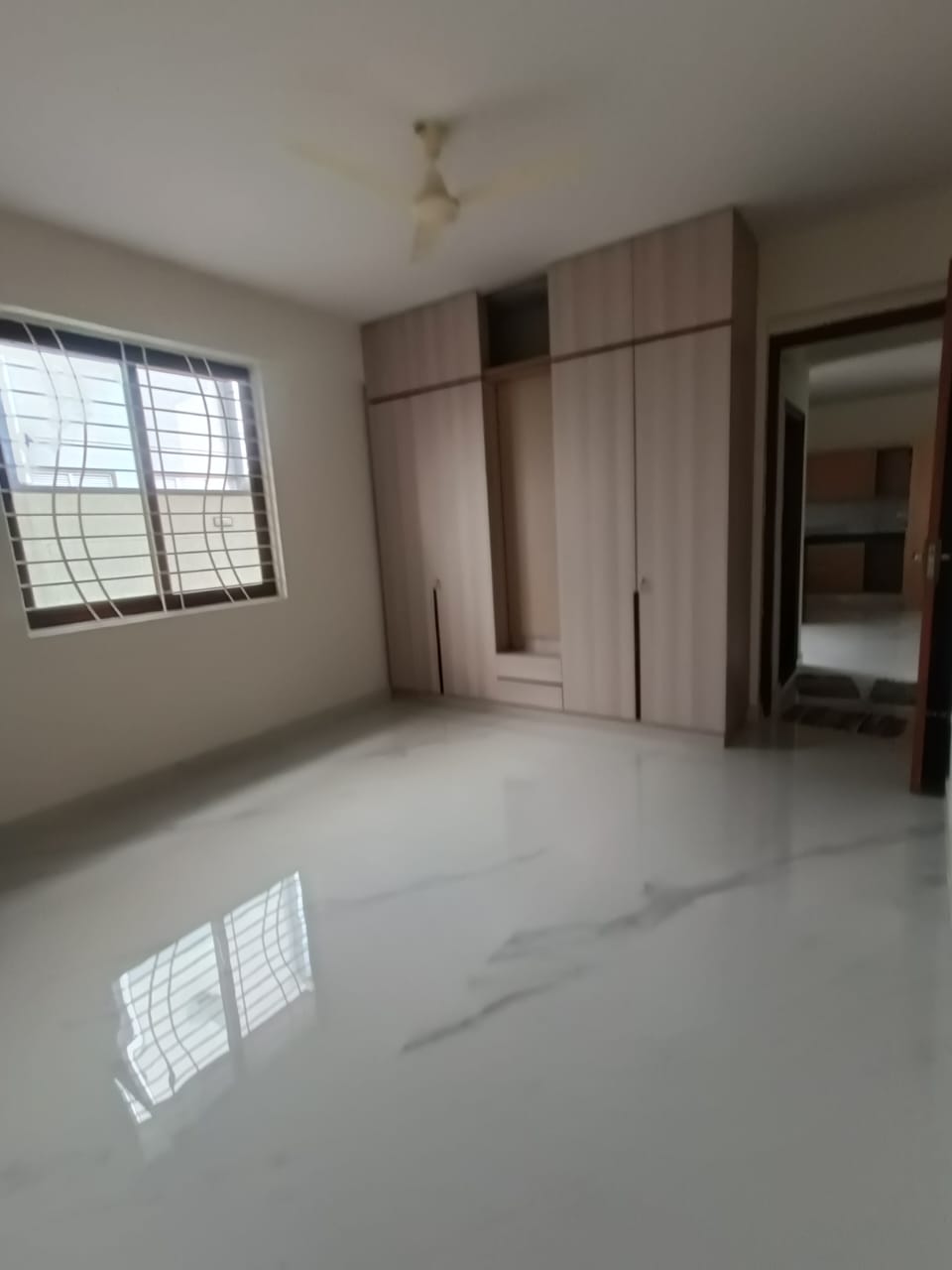2 BHK Residential Apartment for Lease Only in HSR Layout 5th Sector