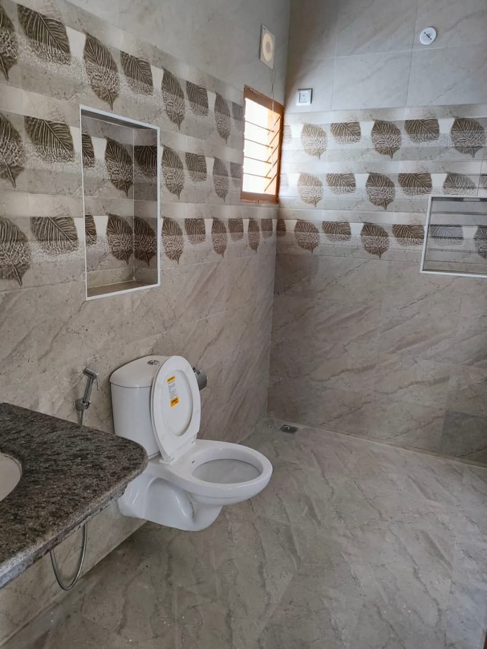 2 BHK Independent House for Lease Only at E050 - 13 Lakhs in Kilpauk