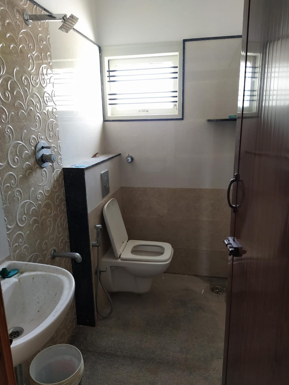 4 BHK Builder Floor for Lease Only in RT Nagar