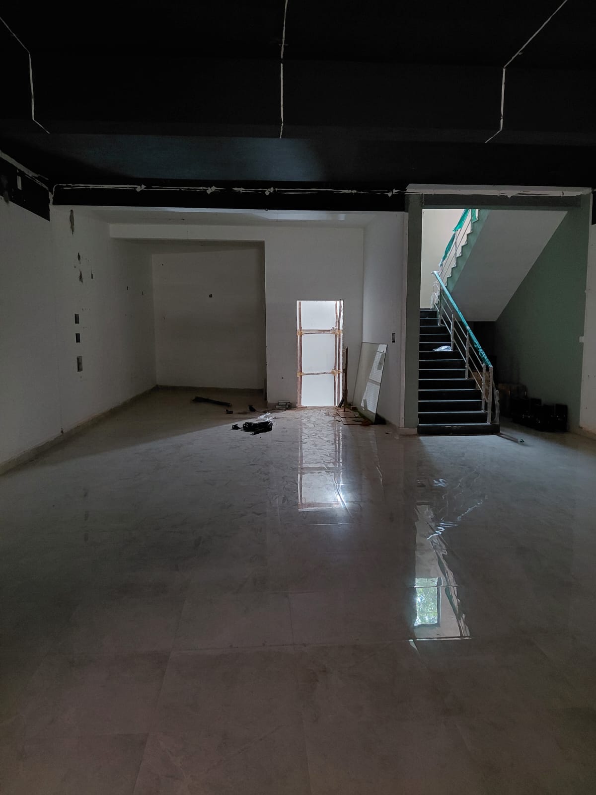 5500 sqft Showroom for Rent Only in Thiruvanmiyur