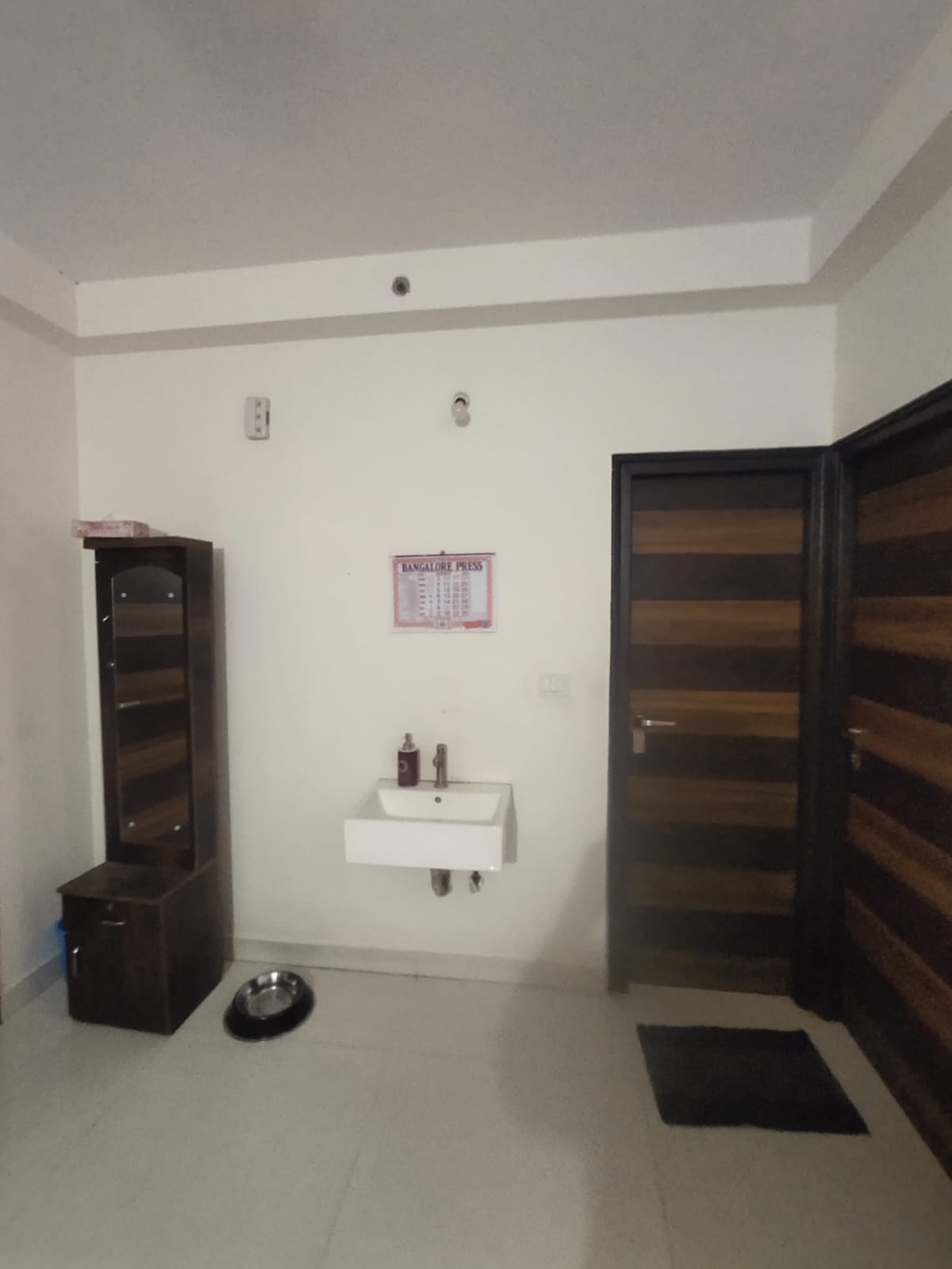 3 BHK Builder Floor for Lease Only in NRI Layout