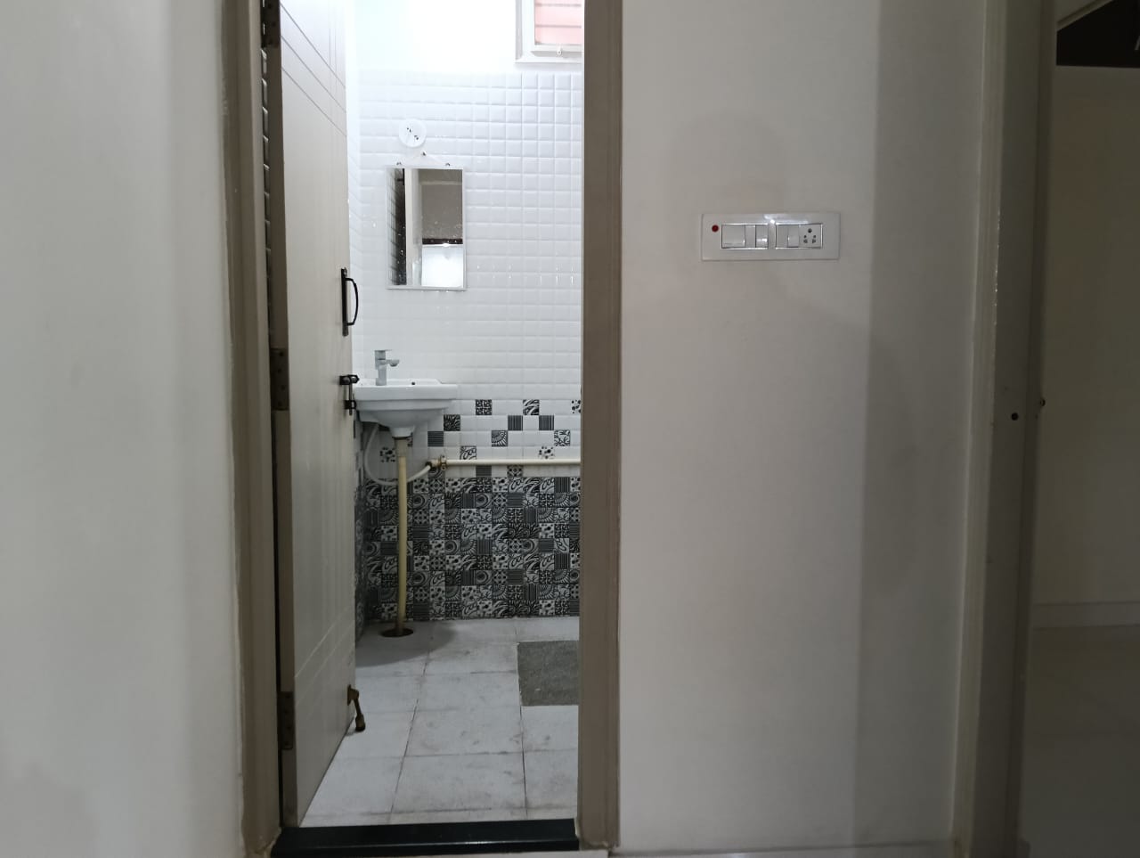 2 BHK Residential Apartment for Lease Only in Hebbal Kempapura