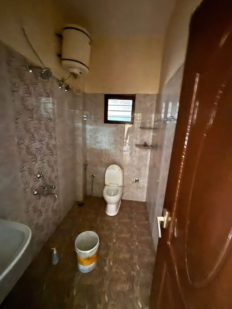 1 BHK Independent House for Lease Only at J512 - 6 Lakhs in Kitthanahalli