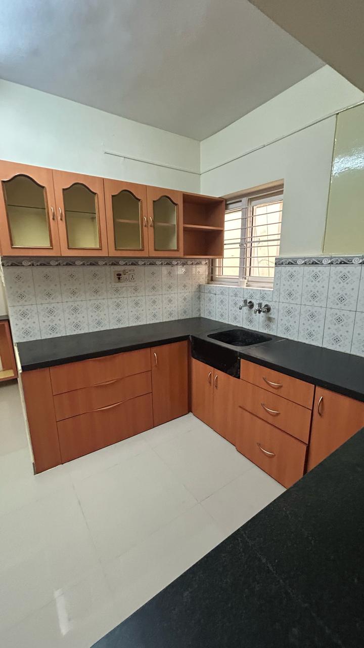 3 BHK Residential Apartment for Lease Only at JAM-6367-Suryabhai apartment in JP Nagar 2nd Phase