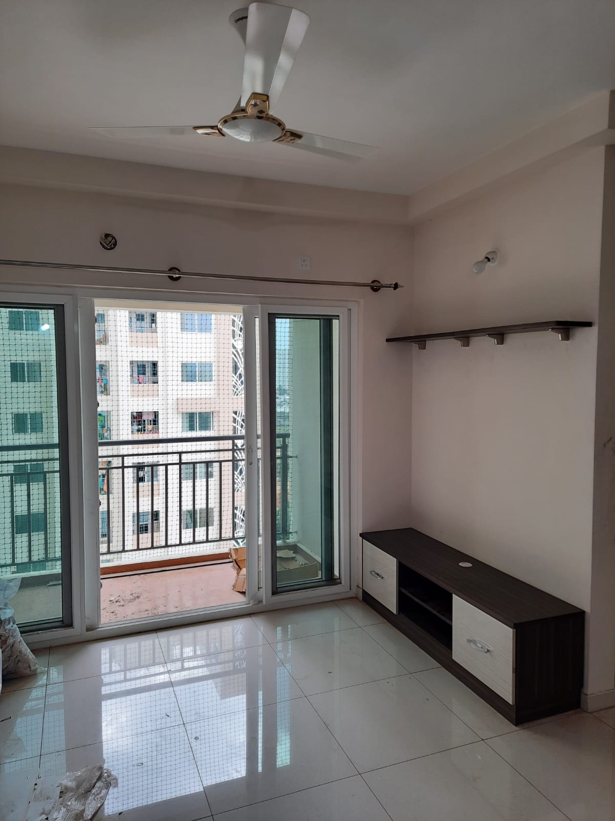 1 BHK Independent House for Lease Only at I004 - 4 Lakhs in Madiwala