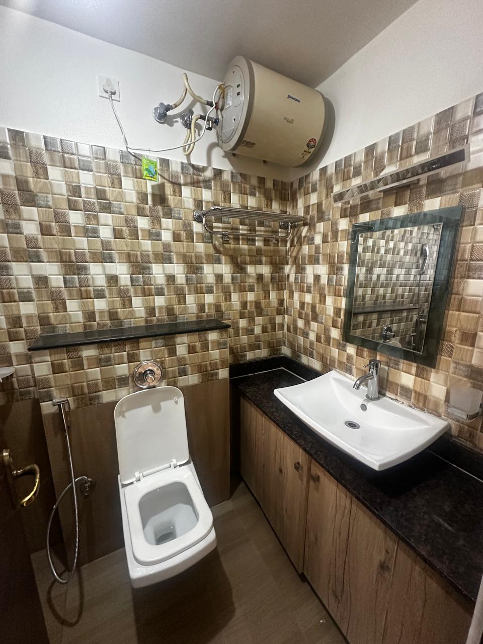 1 BHK Independent House for Lease Only at I007 - 4 Lakhs in Sampangi Rama Nagar