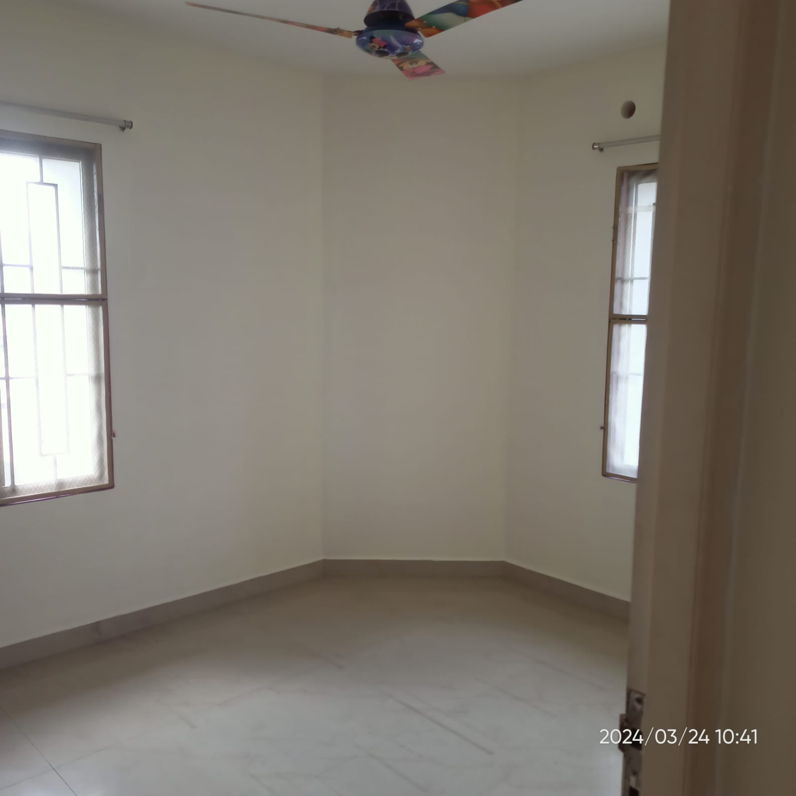 2 BHK Residential Apartment for Rent Only at Holiday Grandeur in Kadavanthra