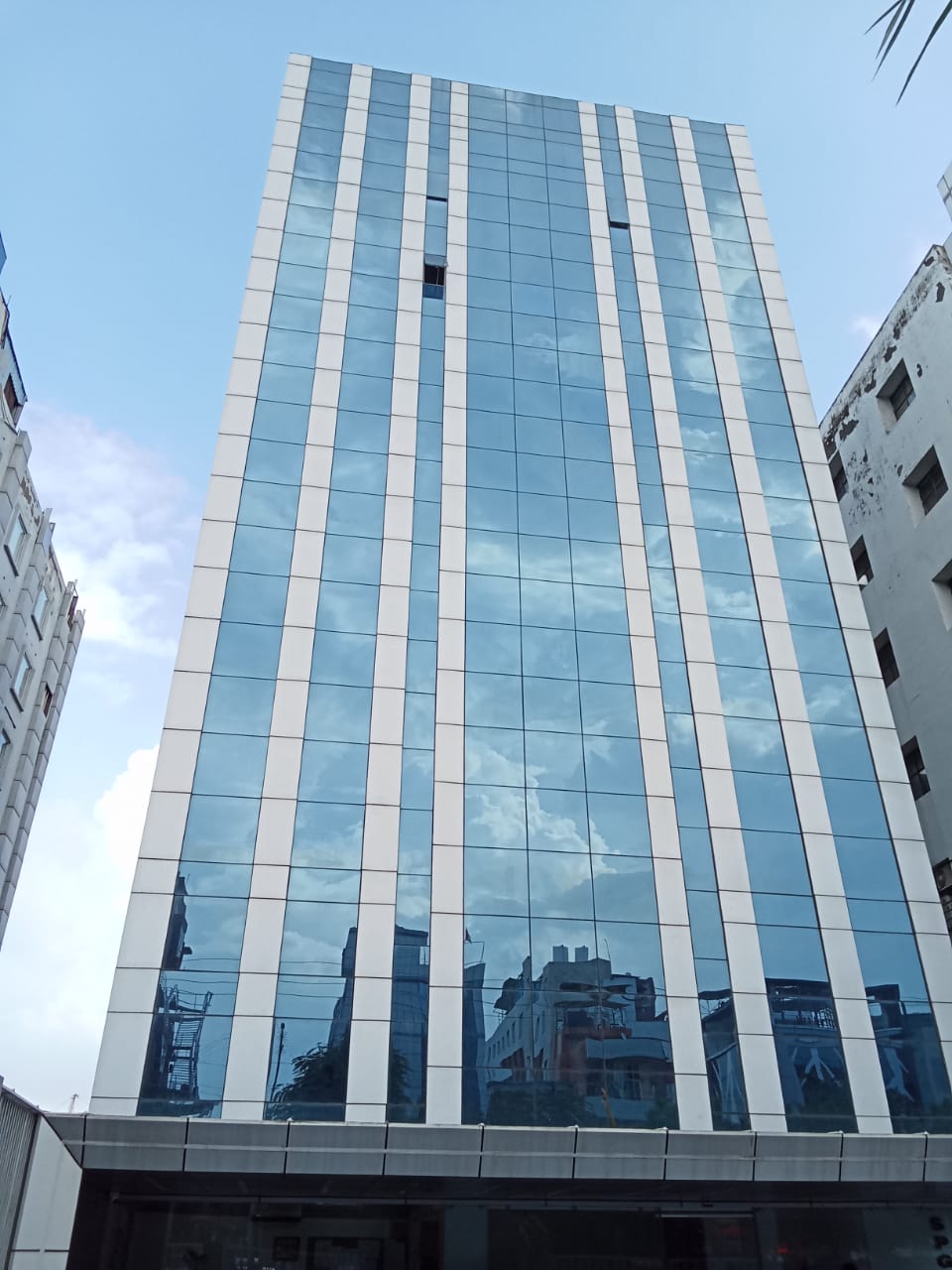 50000 sqft Office Space for Lease Only in Sector 59