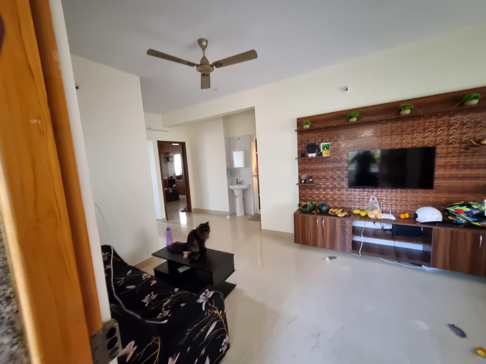 1 BHK Independent House for Lease Only at J781-6L in Jolly Mohalla